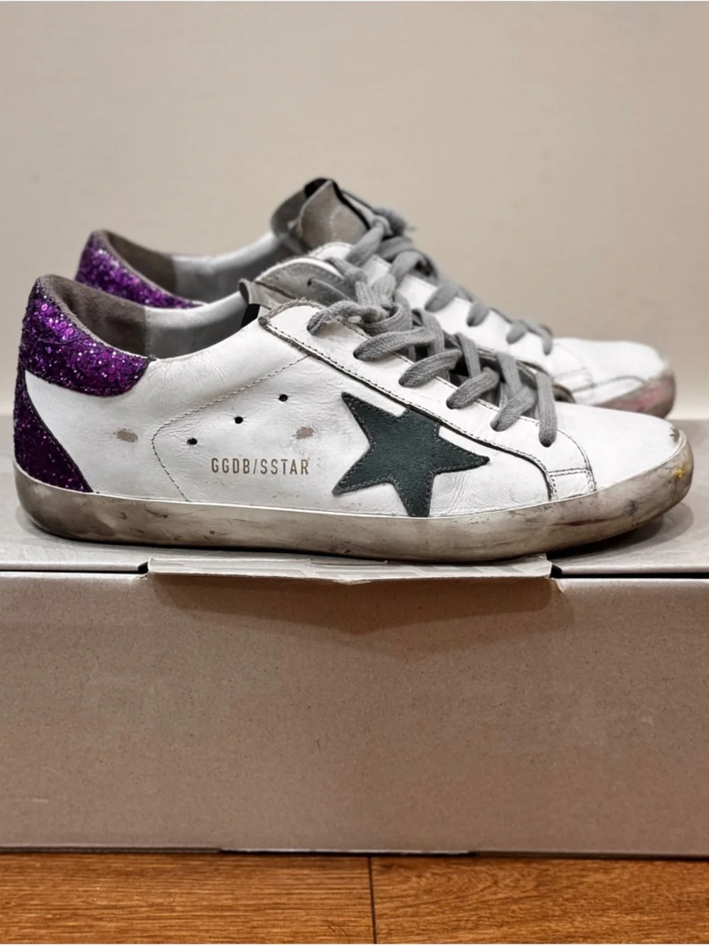 ✨ Golden Goose Super-Star Sneakers – White / Green Star / Purple Glitter Heel 39